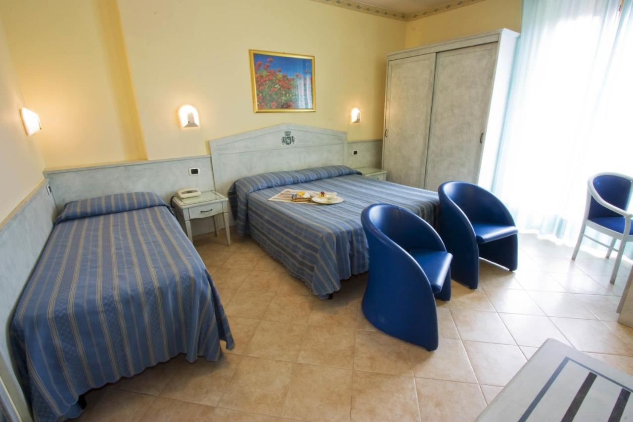 Hotel Solarium San Benedetto del Tronto Pokój zdjęcie